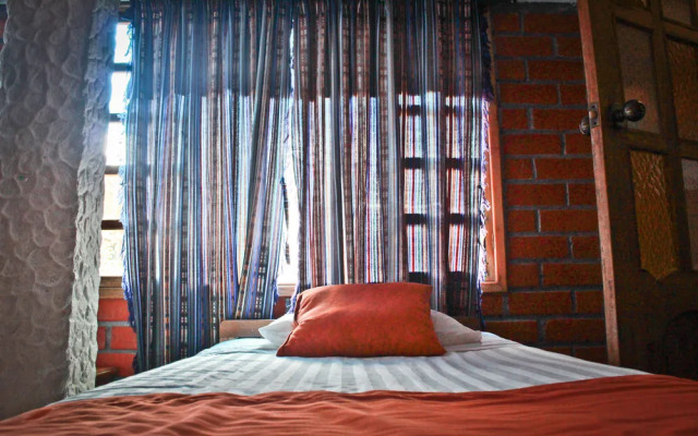 Erupcion Backpackers Hostel