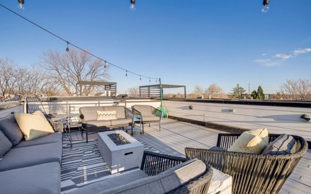 Modern Denver Vacation Rental W/ Rooftop Deck!