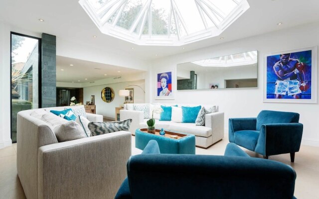 Luxury near Richmond Park