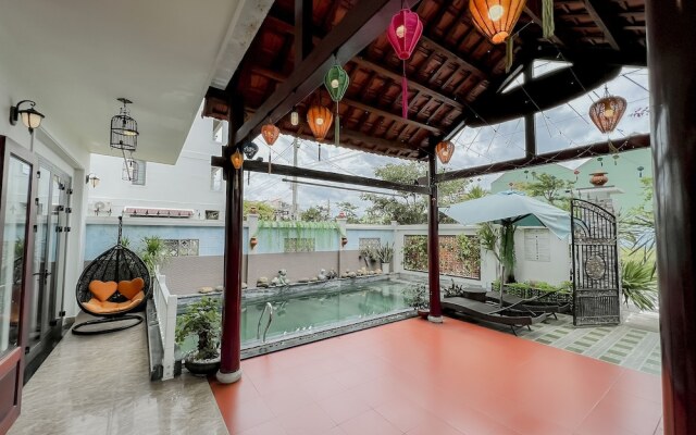 Hoi An Family Room with Swimming Pool