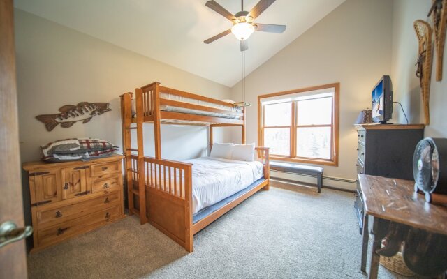 Hidden River Lodge 5992