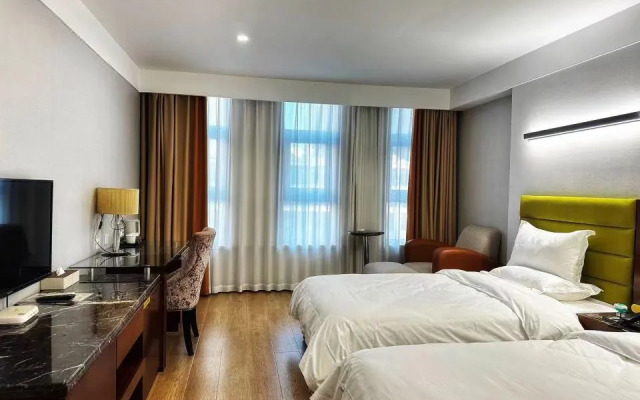 Tianjin Jinting Yuhua Hotel