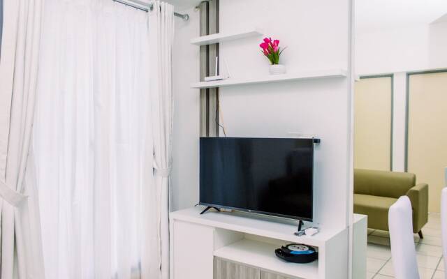 Warm And Minimalist 3Br Apartment At M-Town Residence