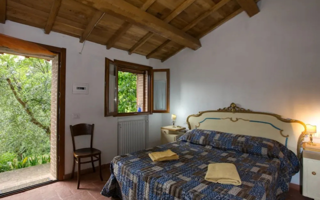 Holiday Home in Assisi With Heated Pool