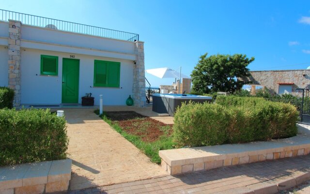 The Dream Residence 242