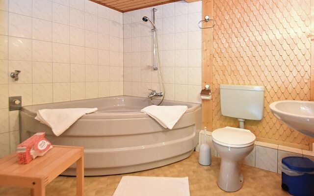 Paradisiacal Apartment in Wieden With Garden