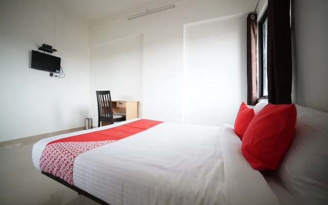 Bhakti Sankul by OYO Rooms