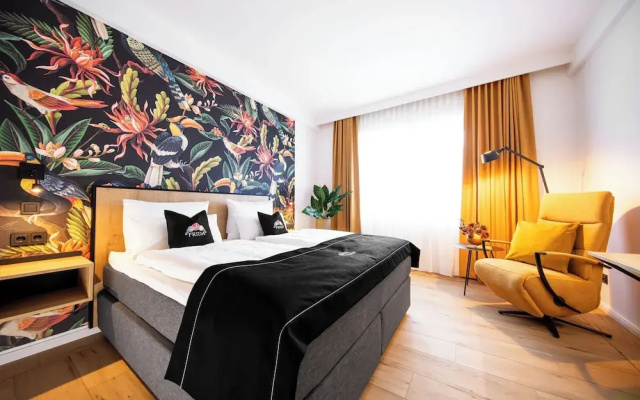 Frida Hotel & Cafe