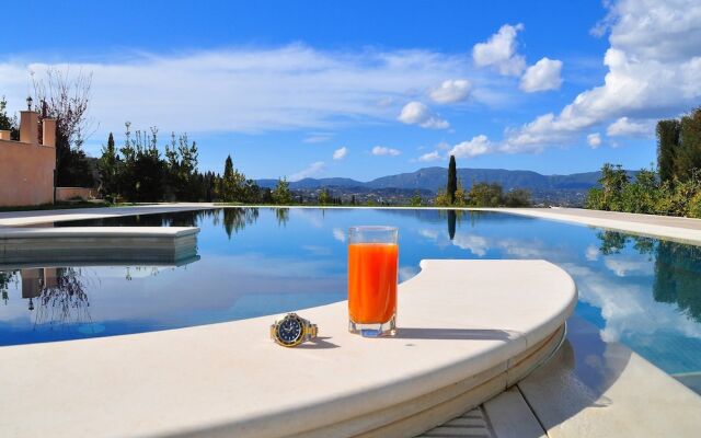 Luxury Villa in Corfu