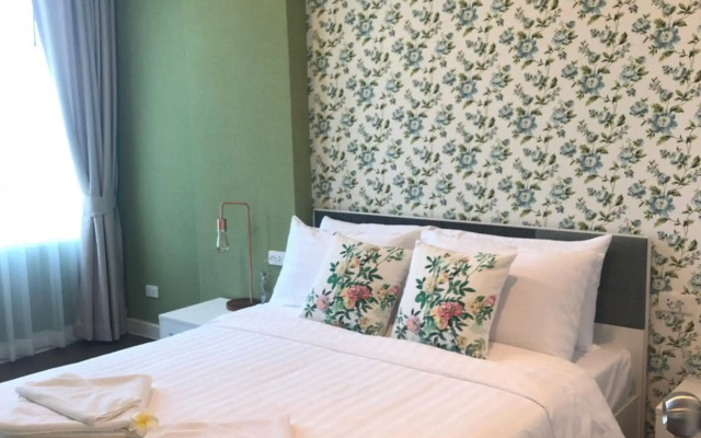 Courtyard Khaoyai by P.K.