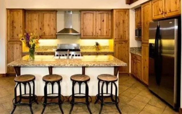 SnowCreek The Lodges