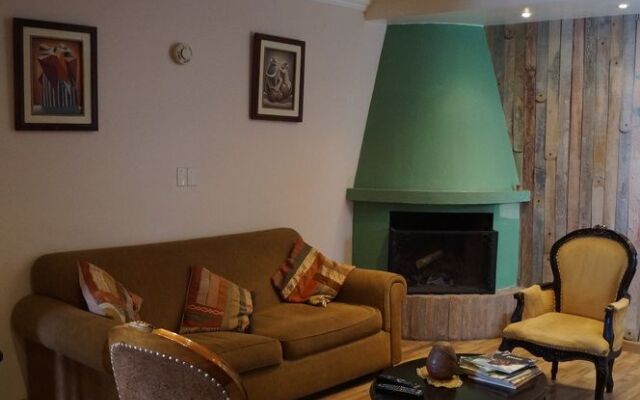 Hotel Muros Quito