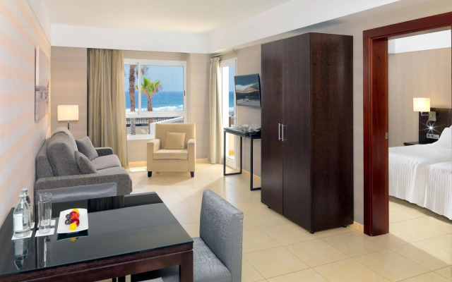 Barceló Castillo Royal Level