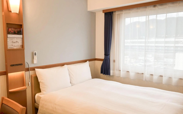 Toyoko Inn Tsuruga Ekimae