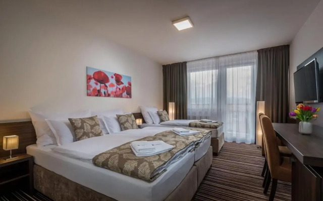Hotel Satel