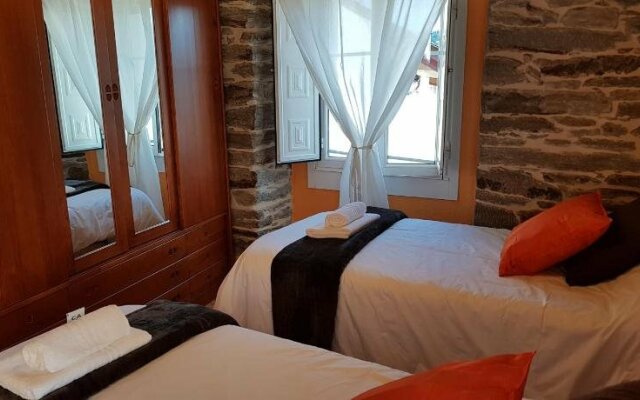 Hotel Aqua Rooms Sarria