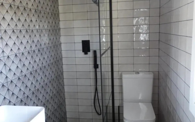 60 Indri Borg Townhouse