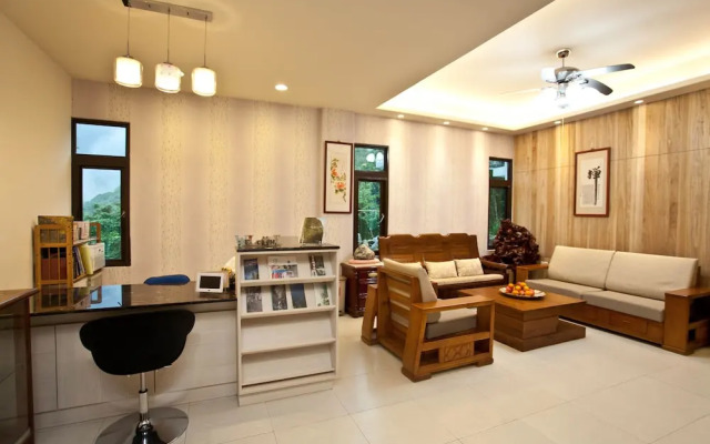 Li Wu Zuo Can B&B