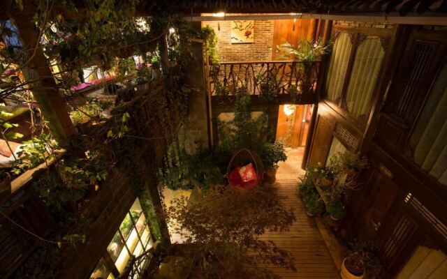 AMU's House - Lijiang