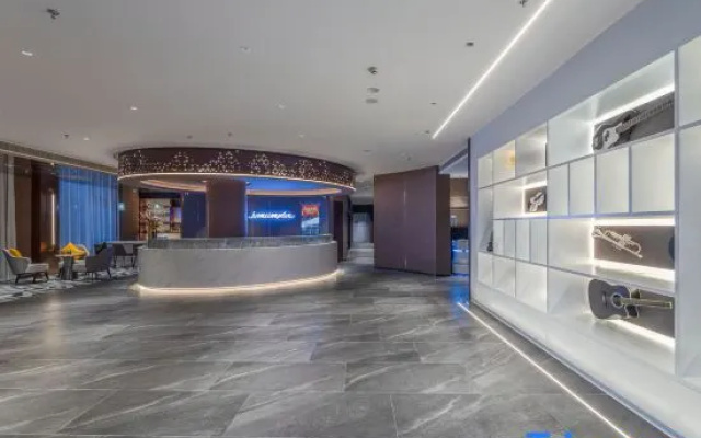 Homeinn Plus Hotel (Ningbo Fenghua Xikou Tengtou Ecological Park)