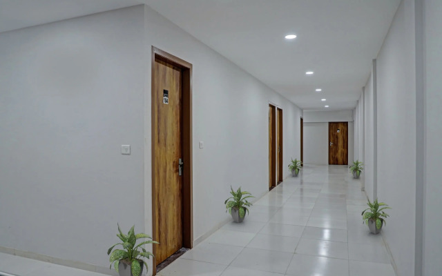 OYO 90450 Hotel Weekend Rooms