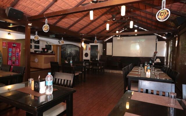 OYO 28424 Coastal Residency