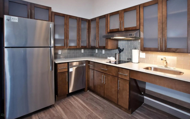 Staybridge Suites Auburn Hills by IHG