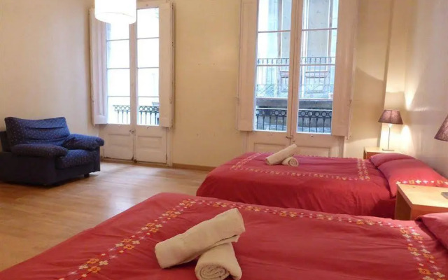 Aptbcn Rambla Guest House