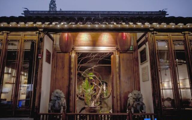 Zhujiajiao Jingting Inn