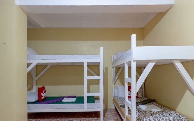 ZEN Rooms LH Bri Lodge Siargao