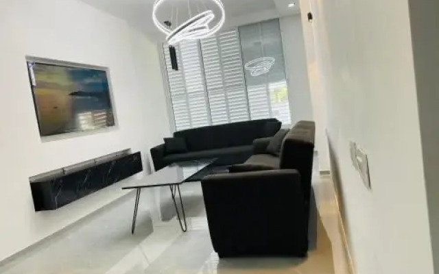 New! luxus- Best suit 2 minutes fromTel Aviv