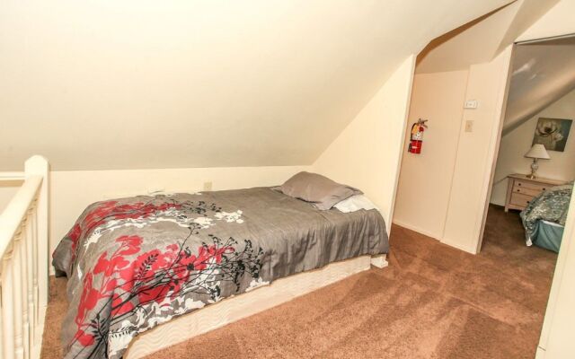 Big Bear 4 Seasons Lodge