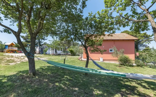 Nice Home in Vodnjan With 2 Bedrooms and Wifi