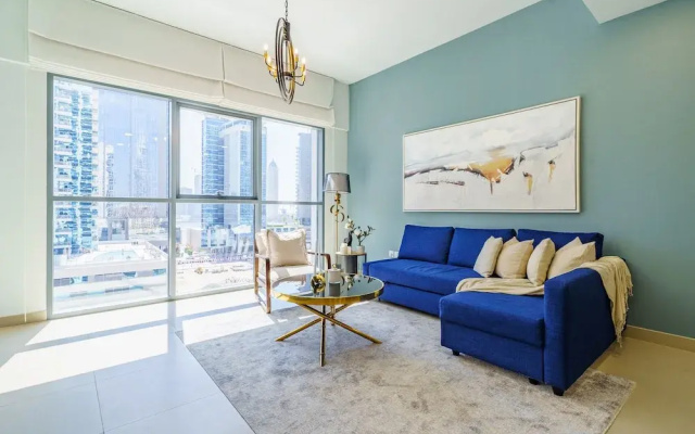Downtown Charming Condo Close to Dubai Mall