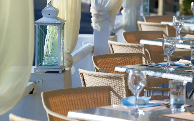 Blue Harmony Hotel