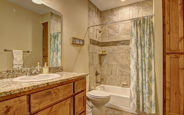 Rivendell RG 208 in Canyon Lake