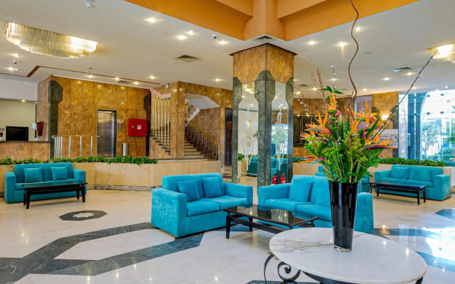 Отель Marlin Inn Azur Resort
