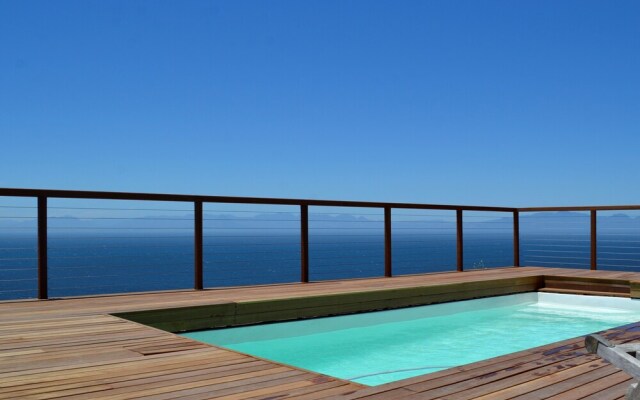 Oceans Drift Guest House - Adults Only