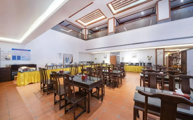 Heyuan Bavarian Manor Argyle Resort & Austere Bodhi Hotel