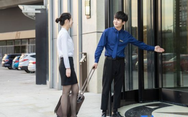 MEHOOD LESTIE Hotel (Jiangbei New Area Nanjing University of Technology Subway Station) – People – Nanjing