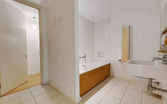 Greenwich Mill - Modern Comfort & Historic Charm