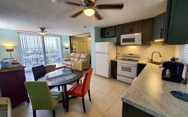 Don s Bonita Beach Tennis Club