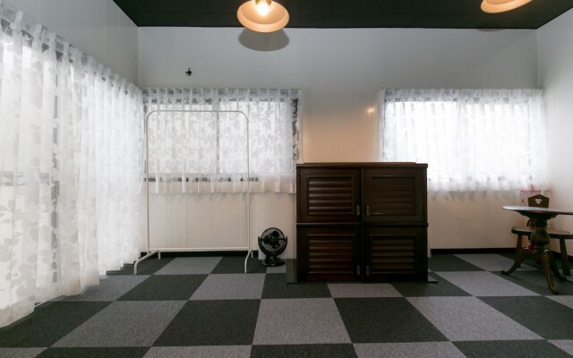 Modern Japanese Style House Mineo Shoten