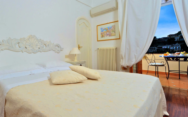 Villa Mary Suites