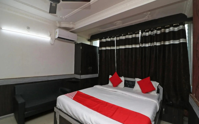 Krish Residency By OYO Rooms