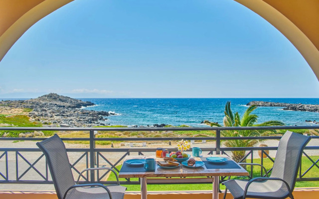Nanakis Beach Hotel