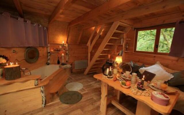 Le Nid dans les Bruyères