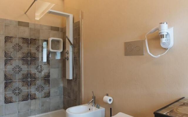 Leano Agriresort - Deluxe Double Room