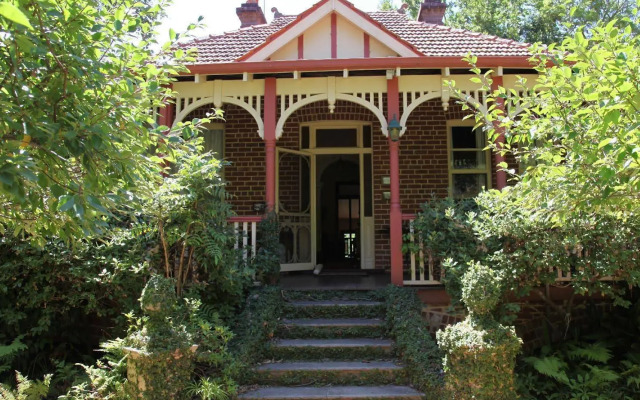 Fawkes House Country Spa Retreat