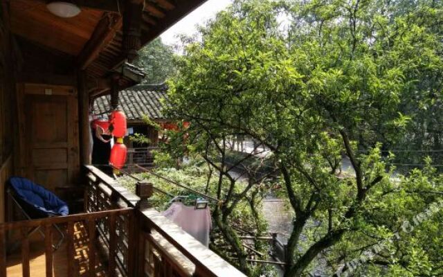 Ya'an Yijia Coffee Inn